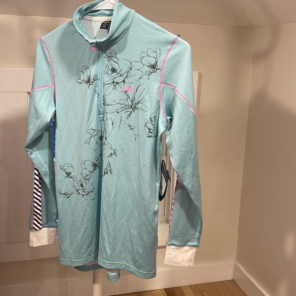 Helly Hansen Light Blue Floral Zip-Front Pullover Baselayer with Pink Accents